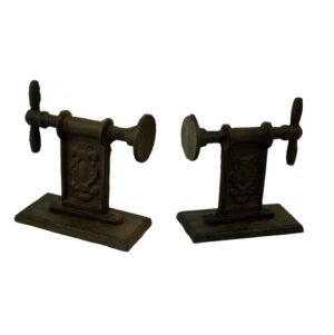 Sujeta Libros de hierro