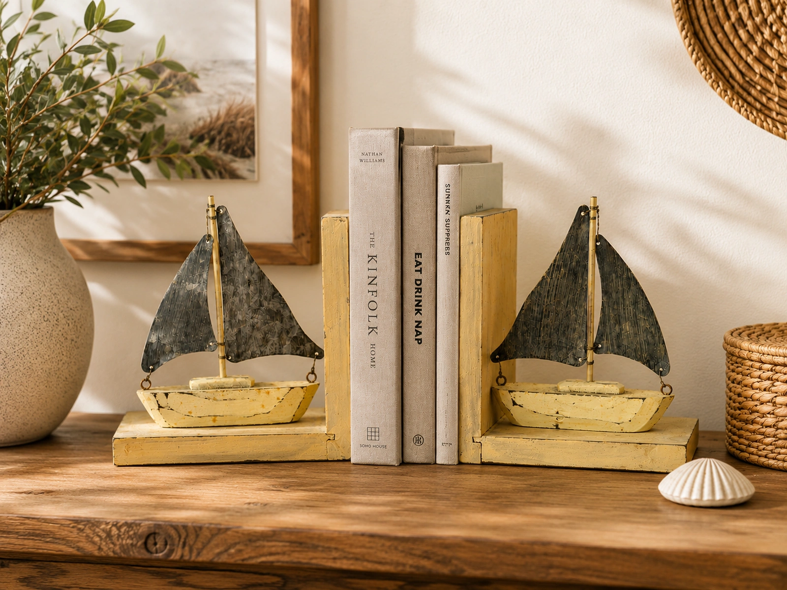 Sujeta libros de barco