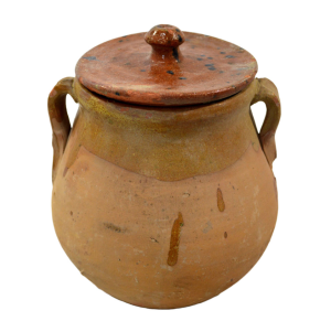 Puchero de barro con tapa