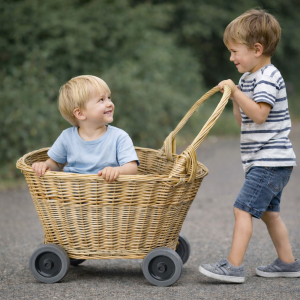 Carrito para eventos de mimbre blanco natural (Rueda 10 cms)