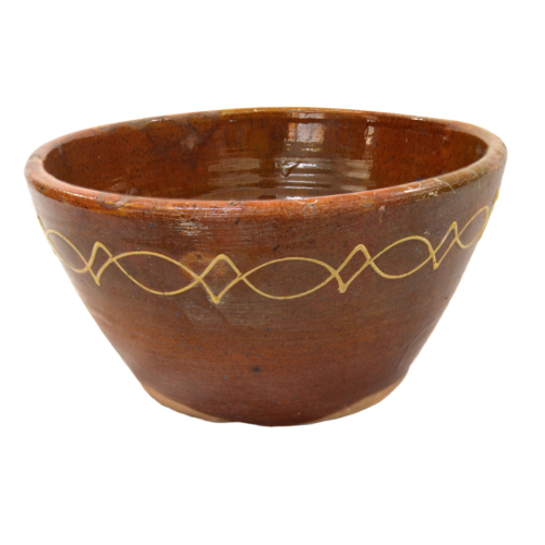 Fuente/cuenco de barro con diseño