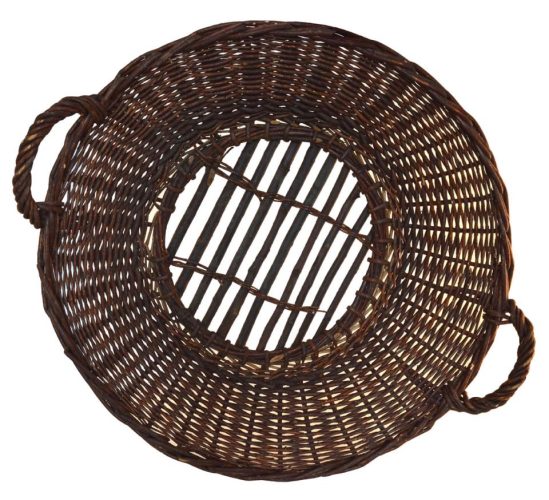 Plato de mimbre rústico