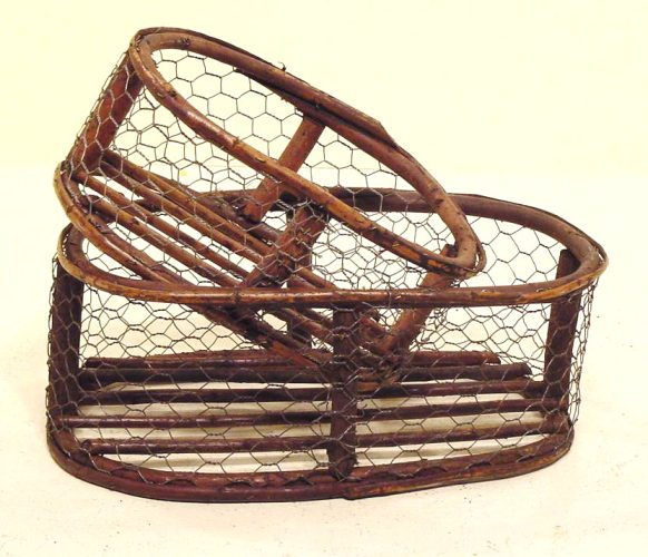 Macetero ovalada tela metálica