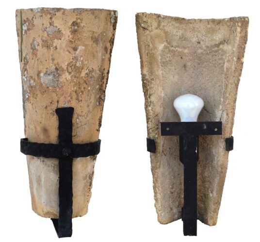 Teja con instalación eléctrica