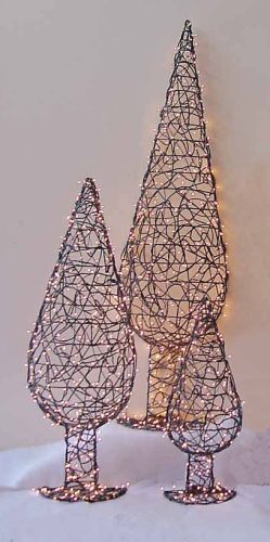 Ciprés pared hierro verde con luz