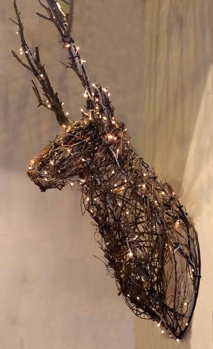 Cabeza ciervo con luz