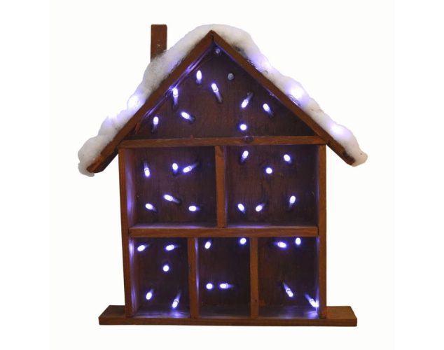 Casita madera con luz