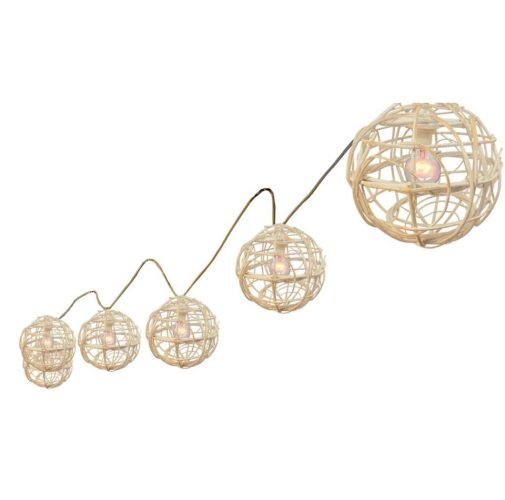 Guirlanda 6 bolas blancas con instalación