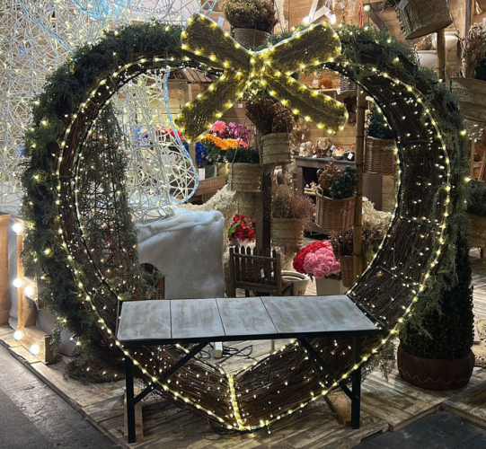 Corazón photocall de ciprés iluminado