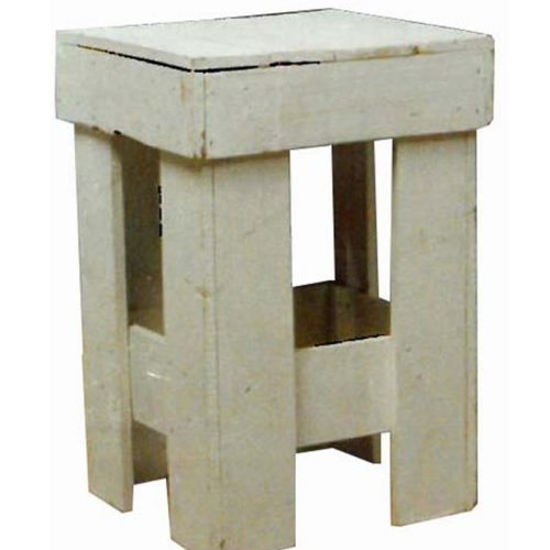 Pedestal de madera blanca