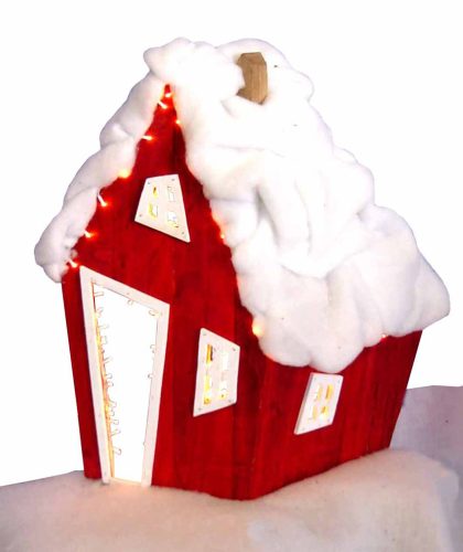 Casita madera roja con luz